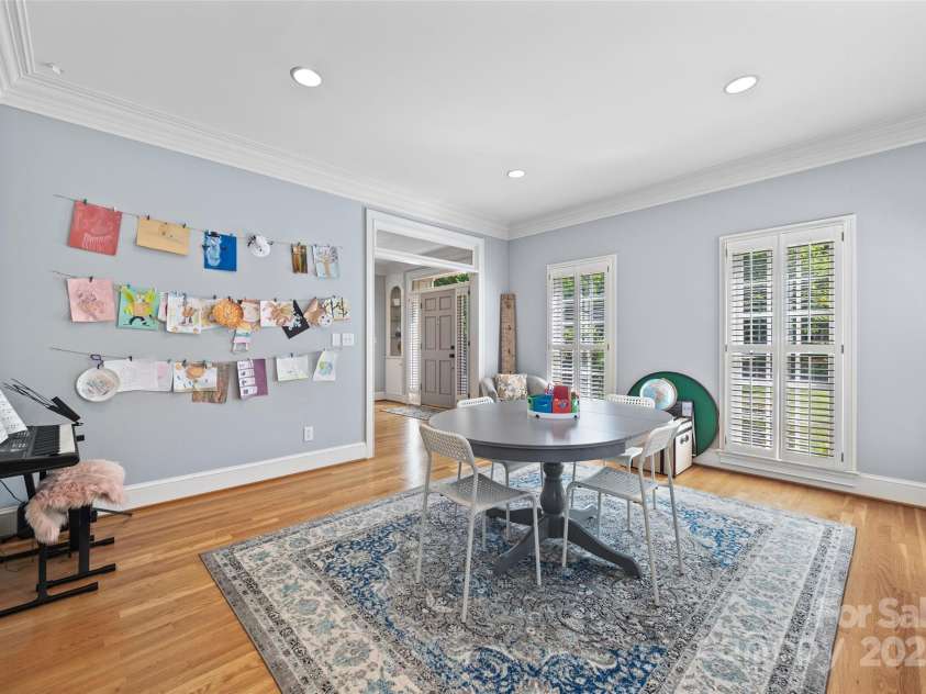 5510 Camilla Drive, Charlotte, NC 28226.  MLS# CAR4277273, YatesRealty ID 29204. 