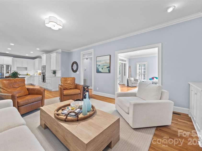 5510 Camilla Drive, Charlotte, NC 28226.  MLS# CAR4277273, YatesRealty ID 29204. 