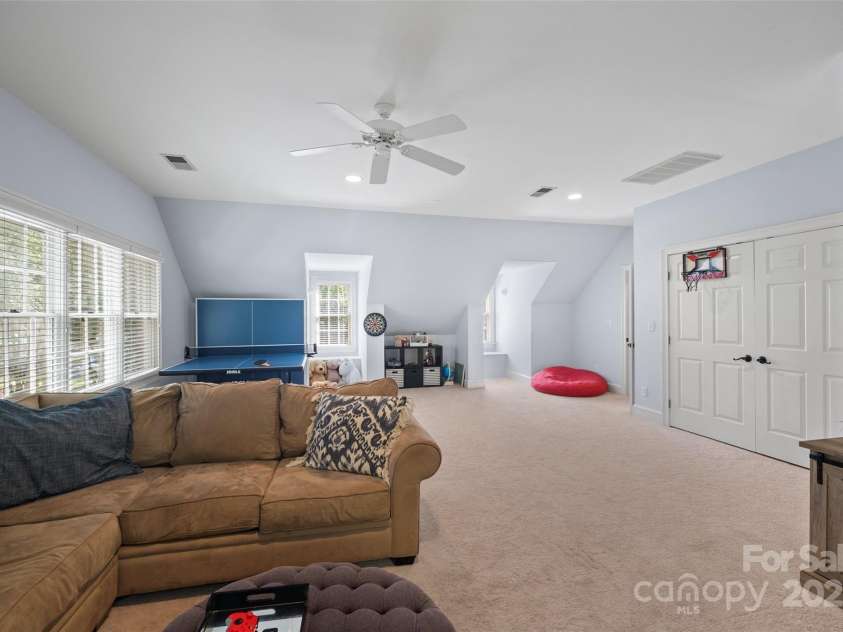 5510 Camilla Drive, Charlotte, NC 28226.  MLS# CAR4277273, YatesRealty ID 29204. 