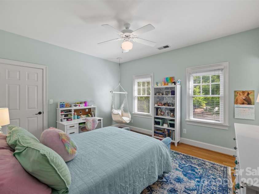 5510 Camilla Drive, Charlotte, NC 28226.  MLS# CAR4277273, YatesRealty ID 29204. 