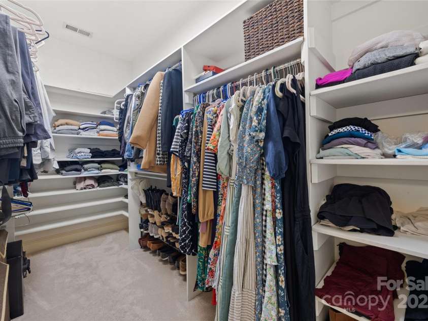 5510 Camilla Drive, Charlotte, NC 28226.  MLS# CAR4277273, YatesRealty ID 29204. 