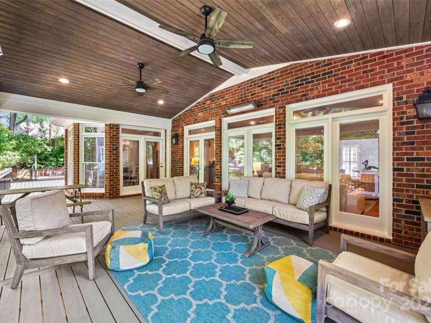 5510 Camilla Drive, Charlotte, NC 28226.  MLS# CAR4277273, YatesRealty ID 29204. 