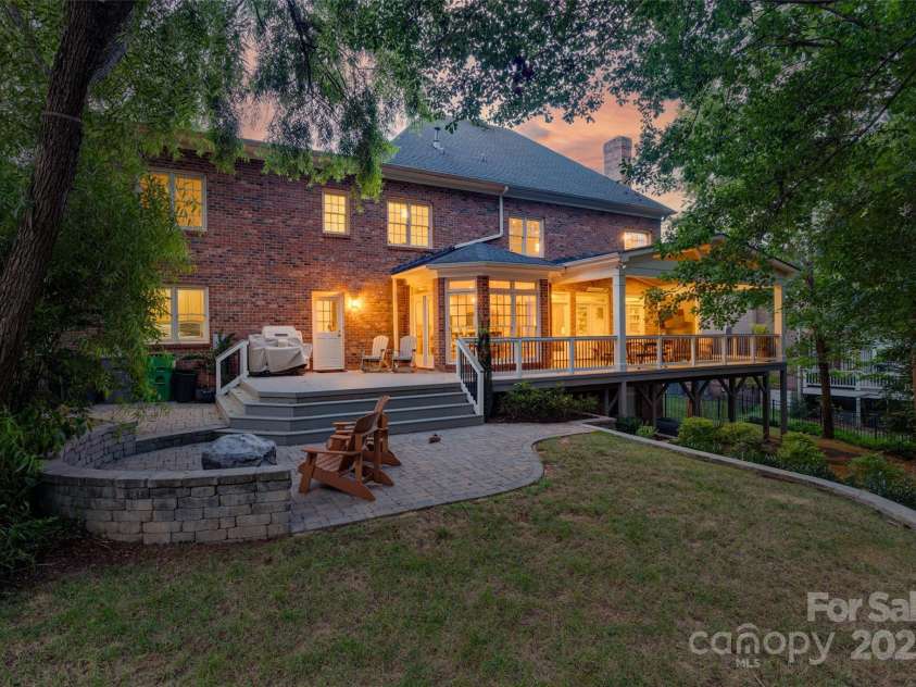 5510 Camilla Drive, Charlotte, NC 28226.  MLS# CAR4277273, YatesRealty ID 29204. 