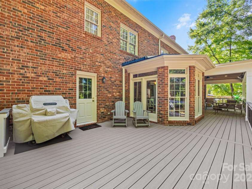 5510 Camilla Drive, Charlotte, NC 28226.  MLS# CAR4277273, YatesRealty ID 29204. 