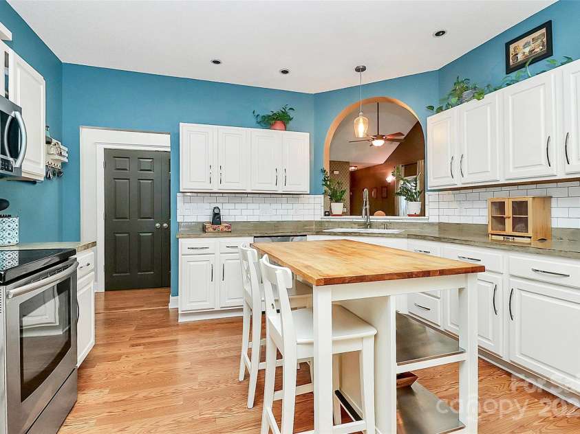 13929 Hastings Farm Road, Huntersville, NC 28078.  MLS# CAR4278297, YatesRealty ID 29206. 