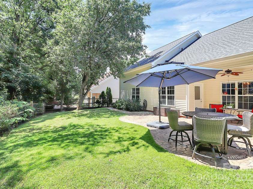 13929 Hastings Farm Road, Huntersville, NC 28078.  MLS# CAR4278297, YatesRealty ID 29206. 