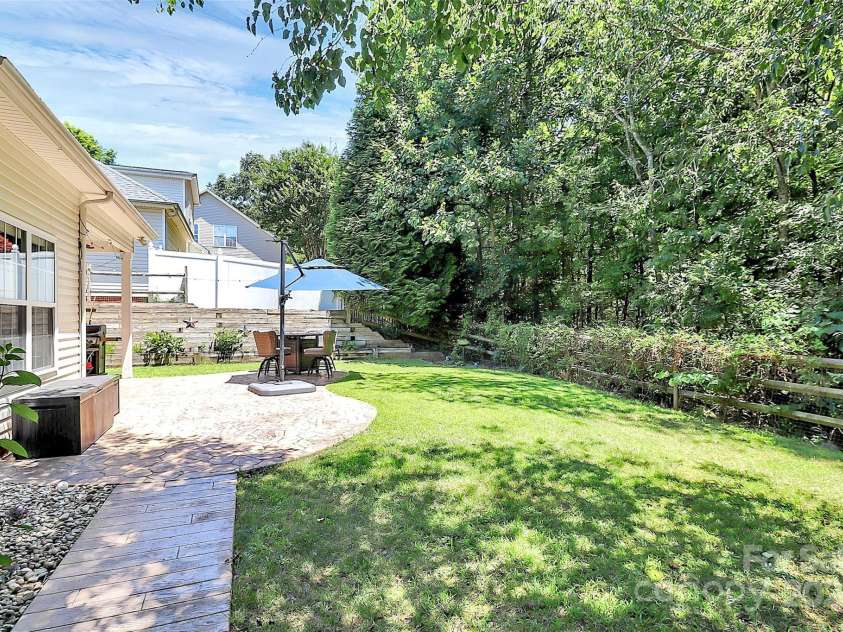 13929 Hastings Farm Road, Huntersville, NC 28078.  MLS# CAR4278297, YatesRealty ID 29206. 