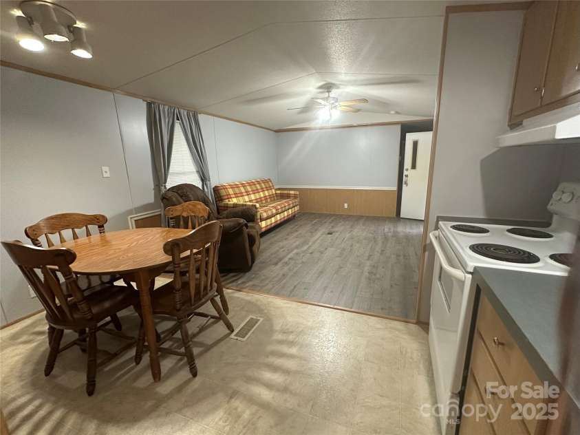 245 Berry Hill Road, Spruce Pine, NC 28777.  MLS# CAR4284365, YatesRealty ID 29207. 