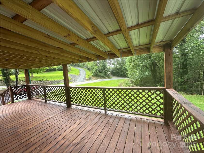245 Berry Hill Road, Spruce Pine, NC 28777.  MLS# CAR4284365, YatesRealty ID 29207. 