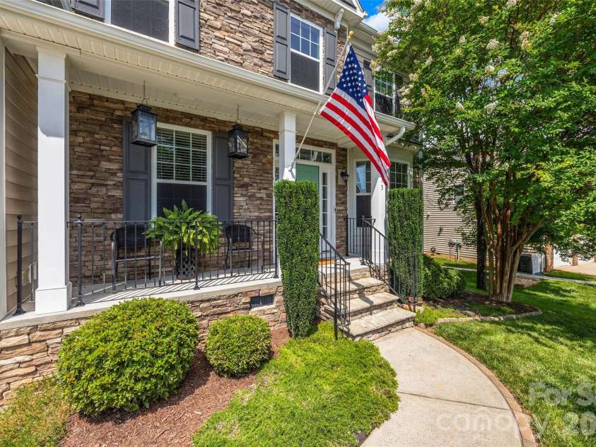 913 Vogel Way, Fort Mill, SC 29715.  MLS# CAR4387376, YatesRealty ID 29207. 