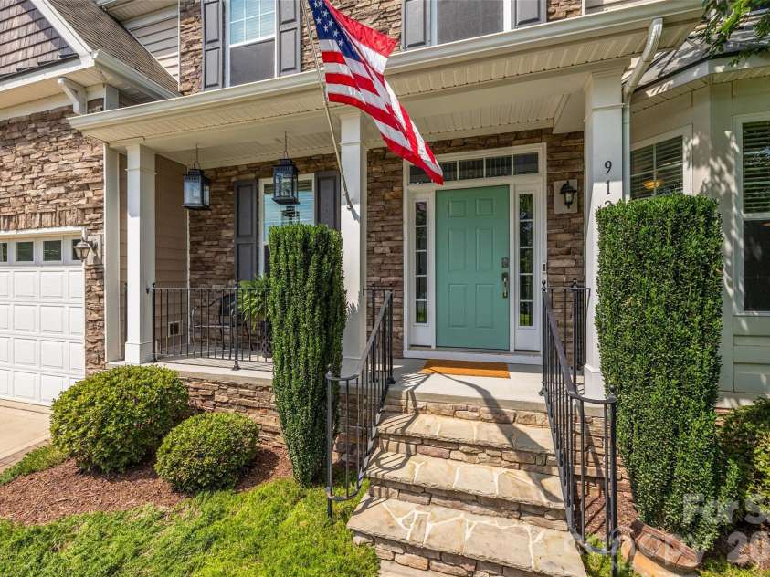 913 Vogel Way, Fort Mill, SC 29715.  MLS# CAR4387376, YatesRealty ID 29207. 