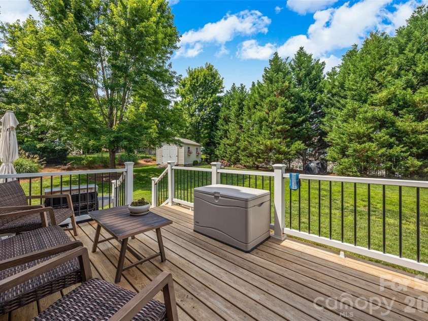 913 Vogel Way, Fort Mill, SC 29715.  MLS# CAR4387376, YatesRealty ID 29207. 