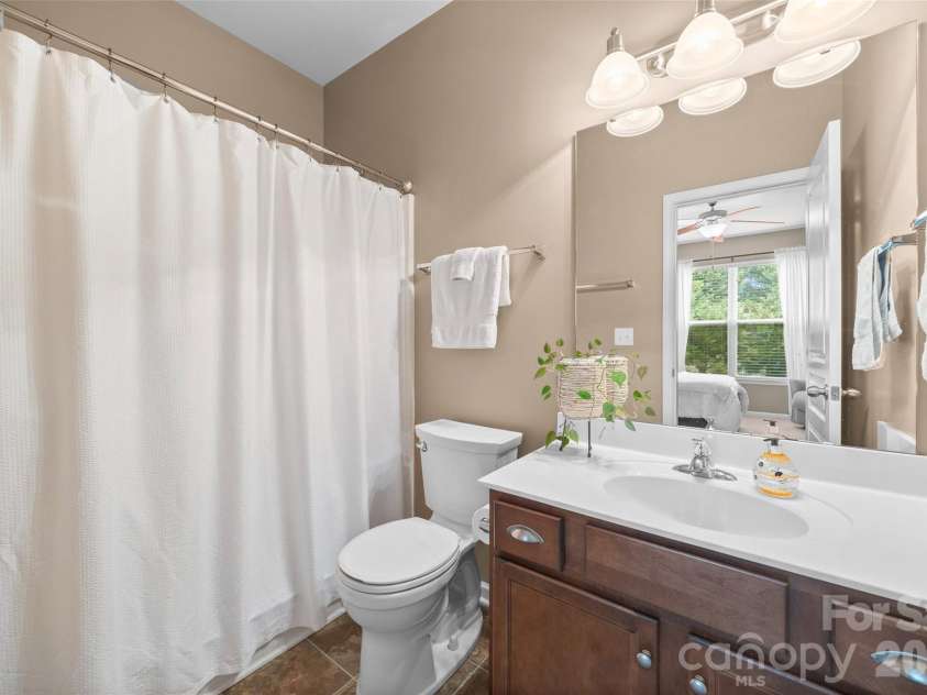 913 Vogel Way, Fort Mill, SC 29715.  MLS# CAR4387376, YatesRealty ID 29207. 