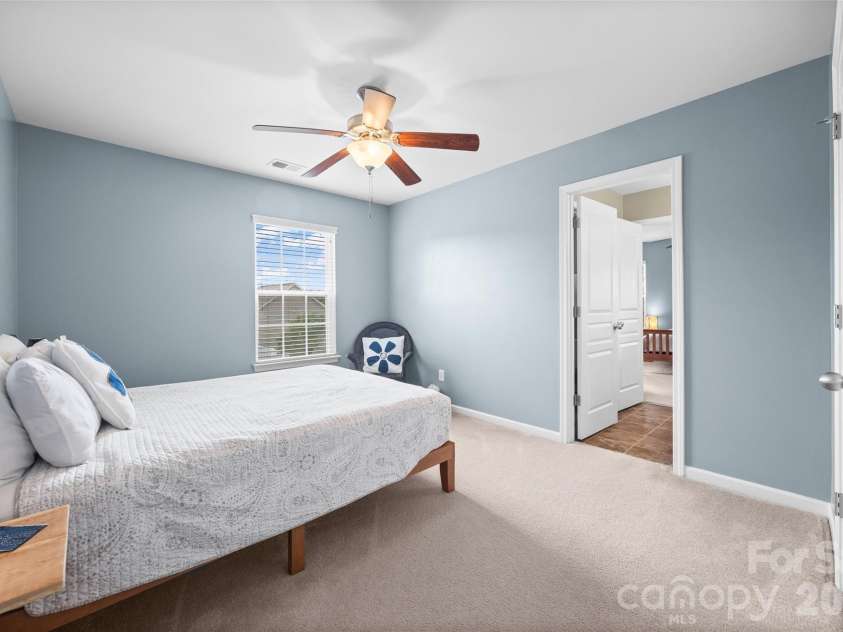 913 Vogel Way, Fort Mill, SC 29715.  MLS# CAR4387376, YatesRealty ID 29207. 
