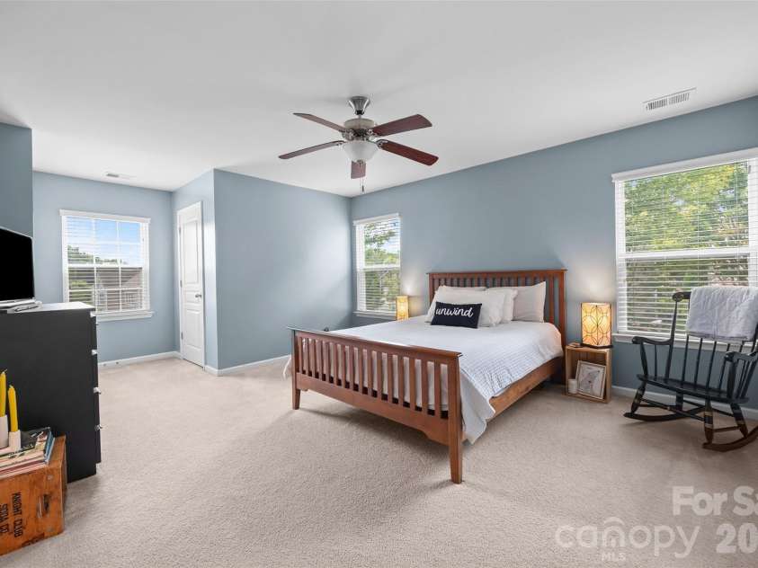 913 Vogel Way, Fort Mill, SC 29715.  MLS# CAR4387376, YatesRealty ID 29207. 
