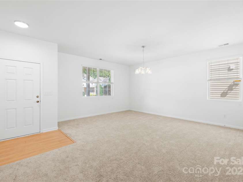 2316 Savannah Hills Drive, Matthews, NC 28105.  MLS# CAR4276271, YatesRealty ID 29208. 