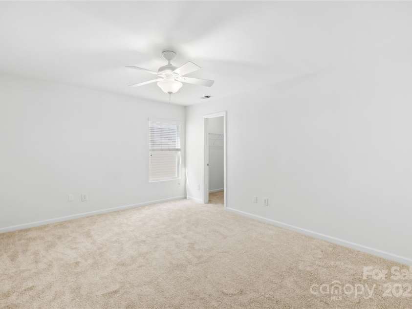 2316 Savannah Hills Drive, Matthews, NC 28105.  MLS# CAR4276271, YatesRealty ID 29208. 