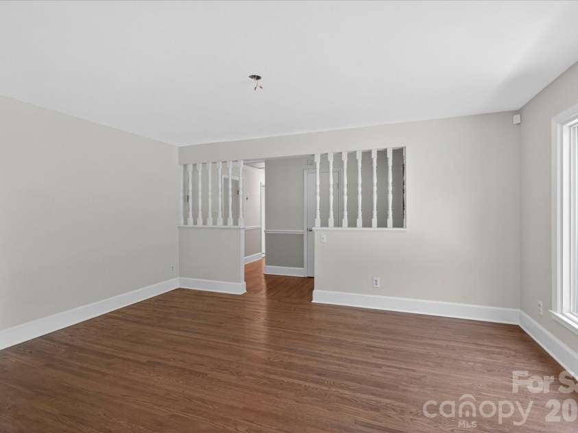 2645 Walker Road, Matthews, NC 28105.  MLS# CAR4382733, YatesRealty ID 29208. 