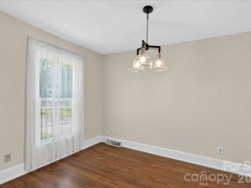2645 Walker Road, Matthews, NC 28105.  MLS# CAR4382733, YatesRealty ID 29208. 