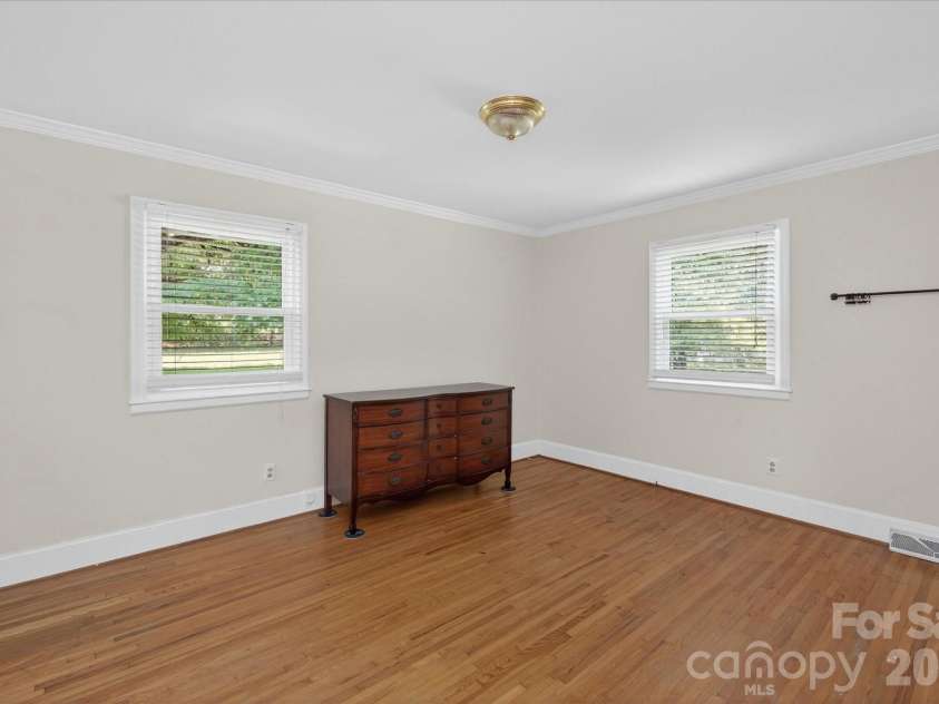 2645 Walker Road, Matthews, NC 28105.  MLS# CAR4382733, YatesRealty ID 29208. 