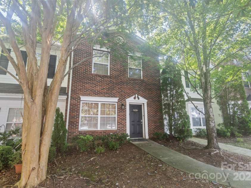 2476 Ryerson Court, Charlotte, NC 28213.  MLS# CAR4280530, YatesRealty ID 29209. 