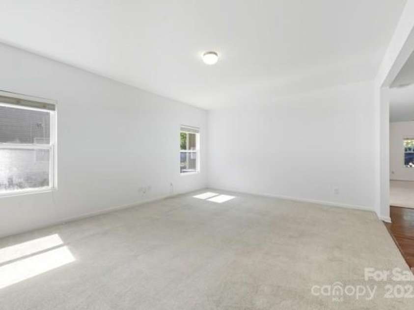 2060 Lake Vista Drive, Mount Holly, NC 28120.  MLS# CAR4300124, YatesRealty ID 2921. 