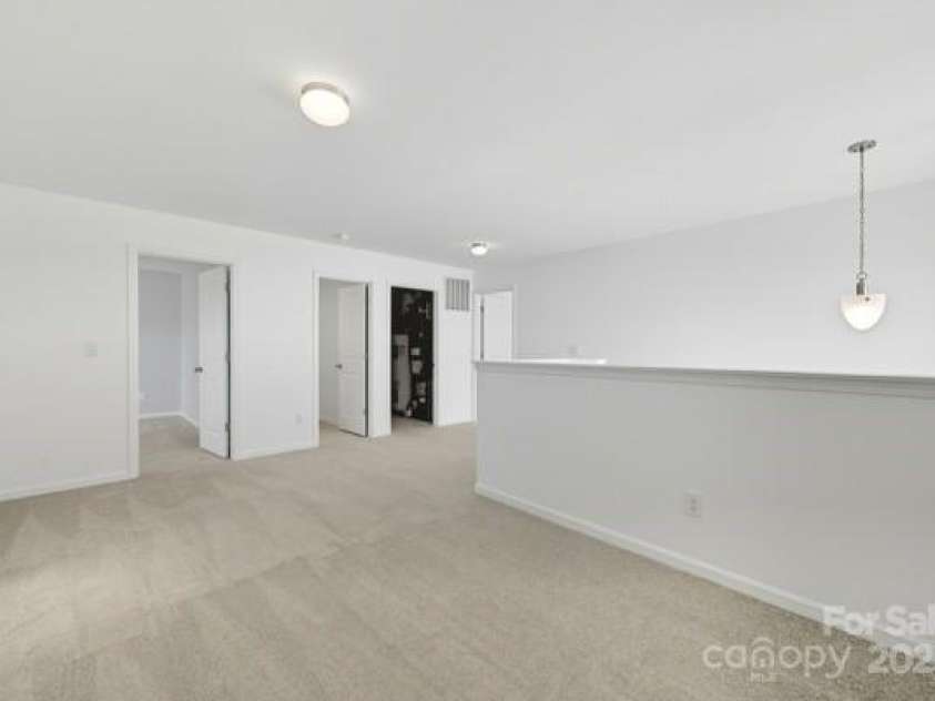 2060 Lake Vista Drive, Mount Holly, NC 28120.  MLS# CAR4300124, YatesRealty ID 2921. 