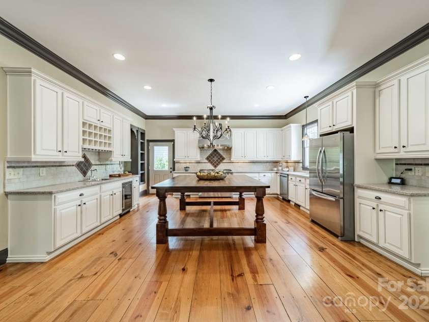 406 Bullfinch Bend, Fort Mill, SC 29708.  MLS# CAR4284249, YatesRealty ID 29210. 