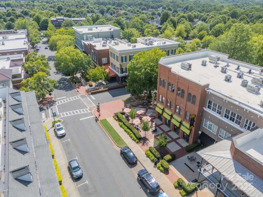 406 Bullfinch Bend, Fort Mill, SC 29708.  MLS# CAR4284249, YatesRealty ID 29210. 