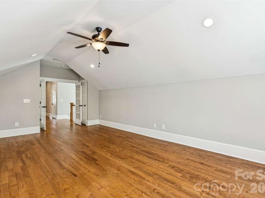 111 Turner Avenue, Charlotte, NC 28216.  MLS# CAR4367632, YatesRealty ID 29211. 
