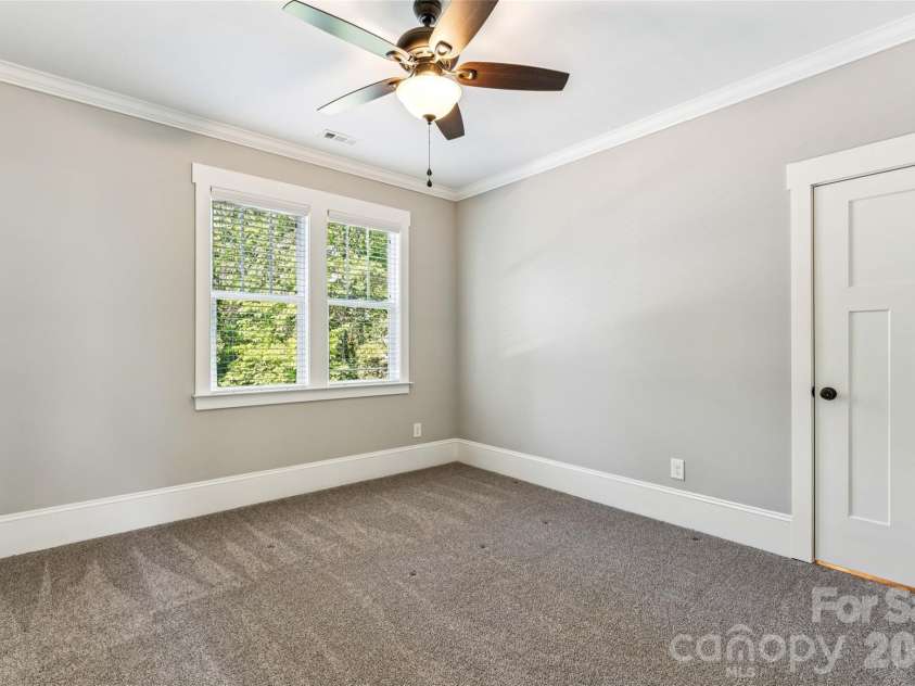 111 Turner Avenue, Charlotte, NC 28216.  MLS# CAR4367632, YatesRealty ID 29211. 