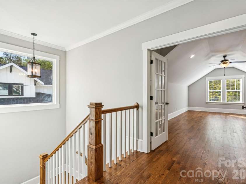 111 Turner Avenue, Charlotte, NC 28216.  MLS# CAR4367632, YatesRealty ID 29211. 