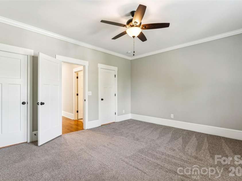 111 Turner Avenue, Charlotte, NC 28216.  MLS# CAR4367632, YatesRealty ID 29211. 