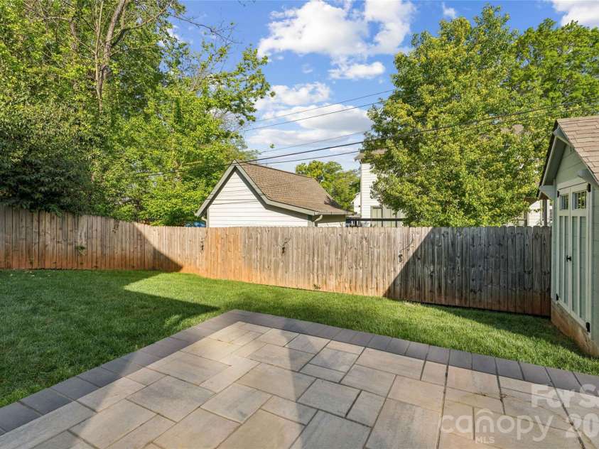 111 Turner Avenue, Charlotte, NC 28216.  MLS# CAR4367632, YatesRealty ID 29211. 