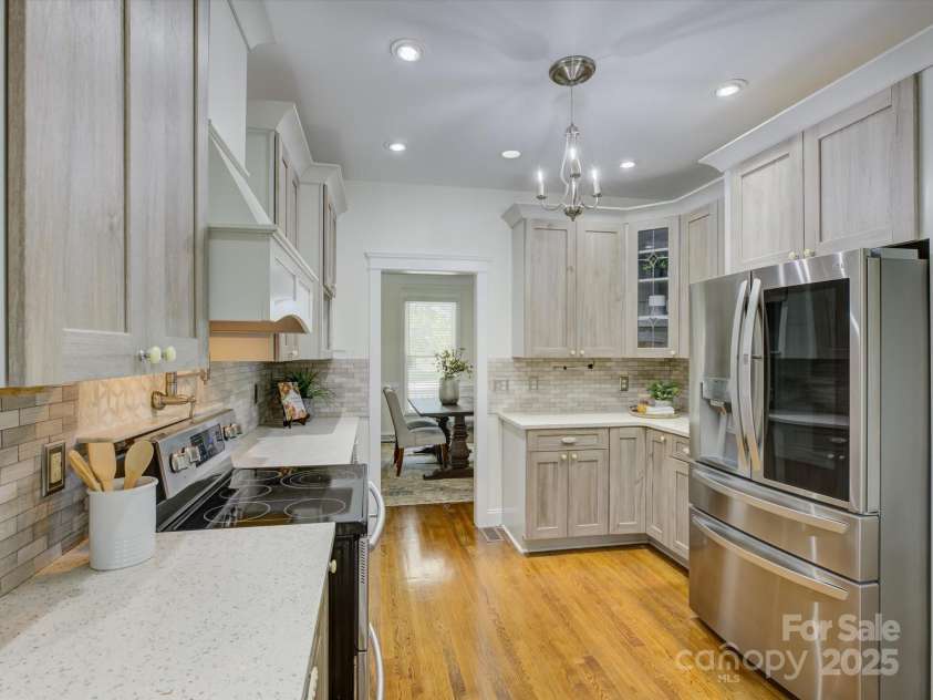 8508 Sandowne Lane, Huntersville, NC 28078.  MLS# CAR4270595, YatesRealty ID 29212. 