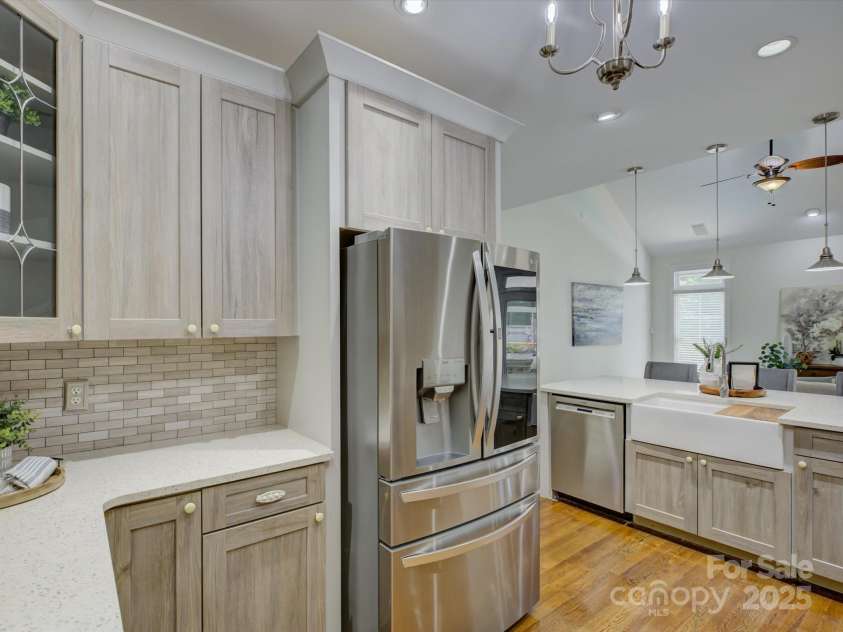 8508 Sandowne Lane, Huntersville, NC 28078.  MLS# CAR4270595, YatesRealty ID 29212. 