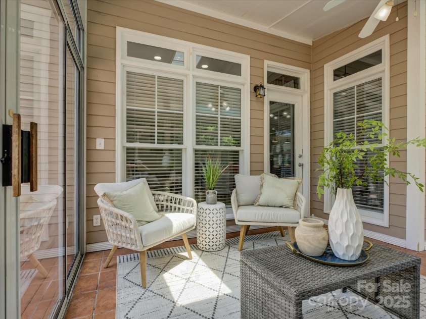 8508 Sandowne Lane, Huntersville, NC 28078.  MLS# CAR4270595, YatesRealty ID 29212. 