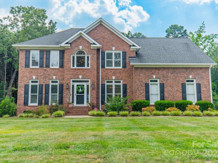 446 Farm Branch Drive, Fort Mill, SC 29715.  MLS# CAR4276581, YatesRealty ID 29213. 
