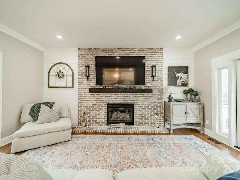 446 Farm Branch Drive, Fort Mill, SC 29715.  MLS# CAR4276581, YatesRealty ID 29213. 