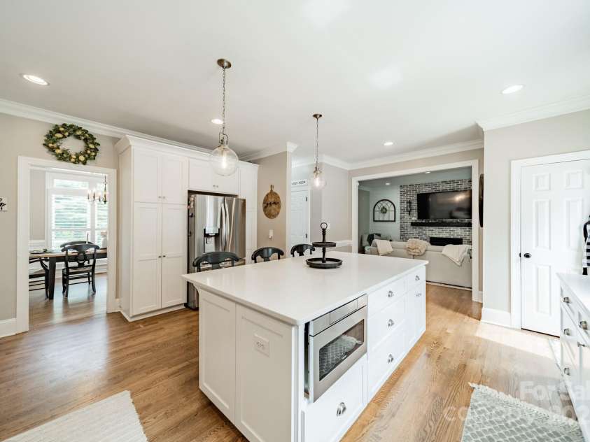 446 Farm Branch Drive, Fort Mill, SC 29715.  MLS# CAR4276581, YatesRealty ID 29213. 