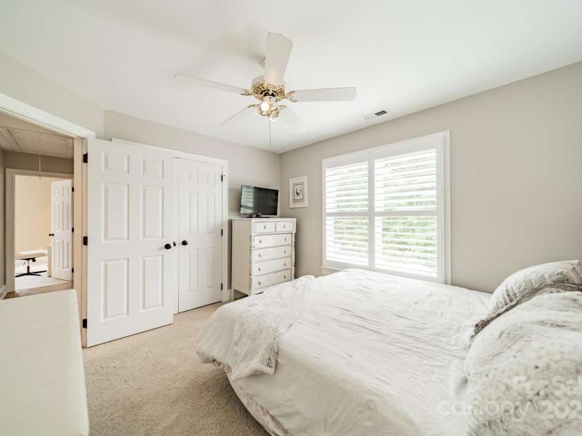 446 Farm Branch Drive, Fort Mill, SC 29715.  MLS# CAR4276581, YatesRealty ID 29213. 