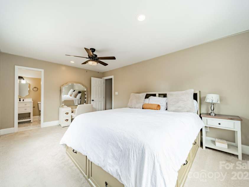 446 Farm Branch Drive, Fort Mill, SC 29715.  MLS# CAR4276581, YatesRealty ID 29213. 