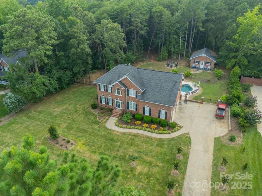 446 Farm Branch Drive, Fort Mill, SC 29715.  MLS# CAR4276581, YatesRealty ID 29213. 