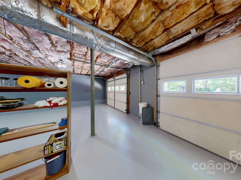 212 Fallen Timber Road, Hendersonville, NC 28791.  MLS# CAR4269973, YatesRealty ID 29214. 