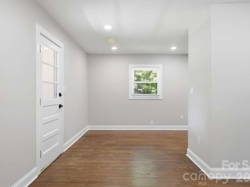 413 Mclelland Avenue, Mooresville, NC 28115.  MLS# CAR4379250, YatesRealty ID 29214. 