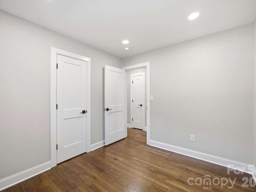 413 Mclelland Avenue, Mooresville, NC 28115.  MLS# CAR4379250, YatesRealty ID 29214. 