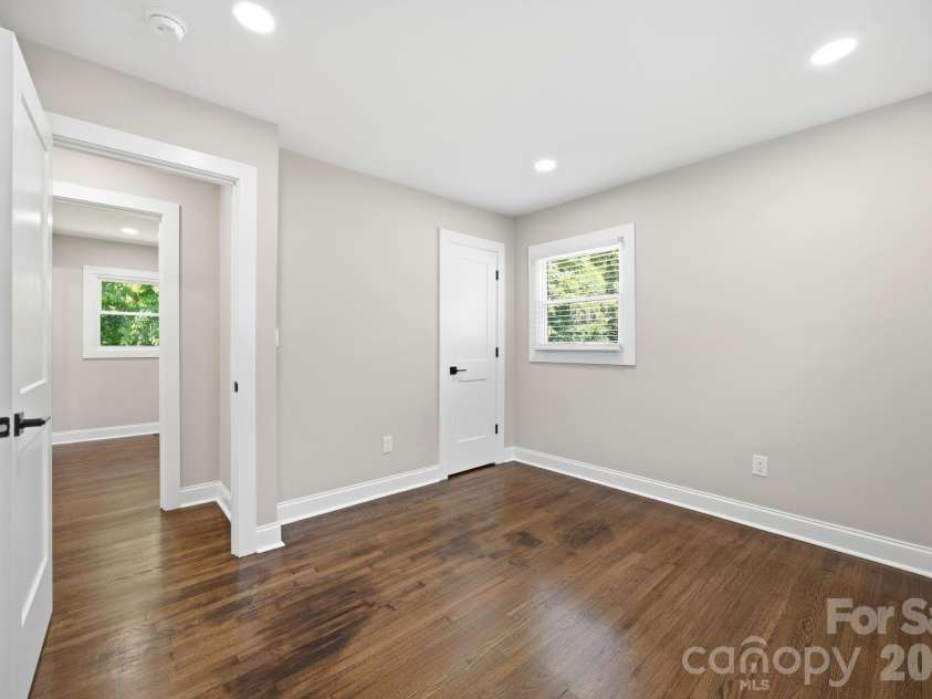 413 Mclelland Avenue, Mooresville, NC 28115.  MLS# CAR4379250, YatesRealty ID 29214. 