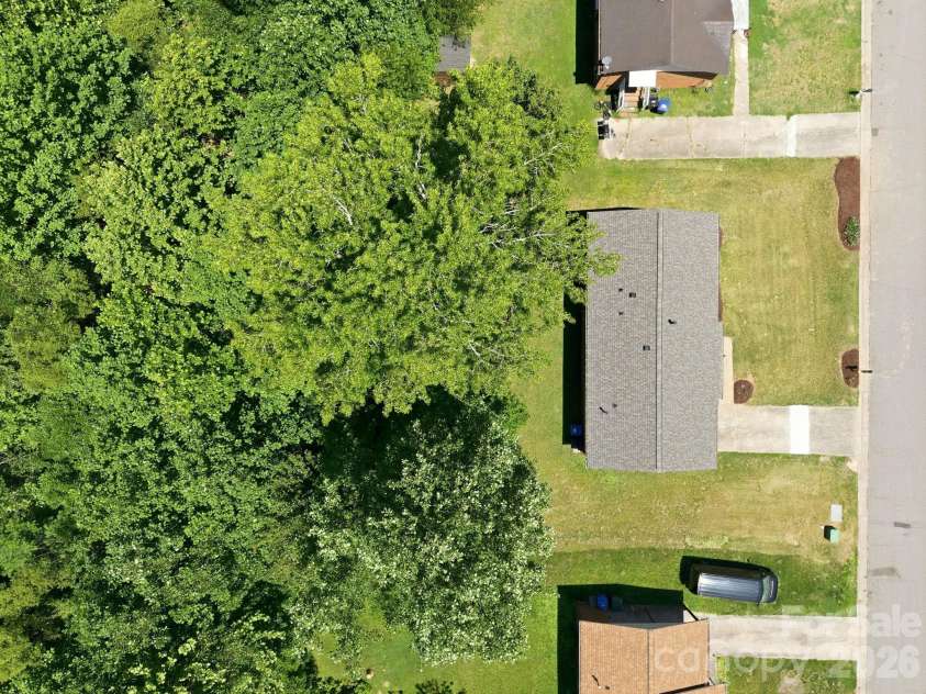 413 Mclelland Avenue, Mooresville, NC 28115.  MLS# CAR4379250, YatesRealty ID 29214. 