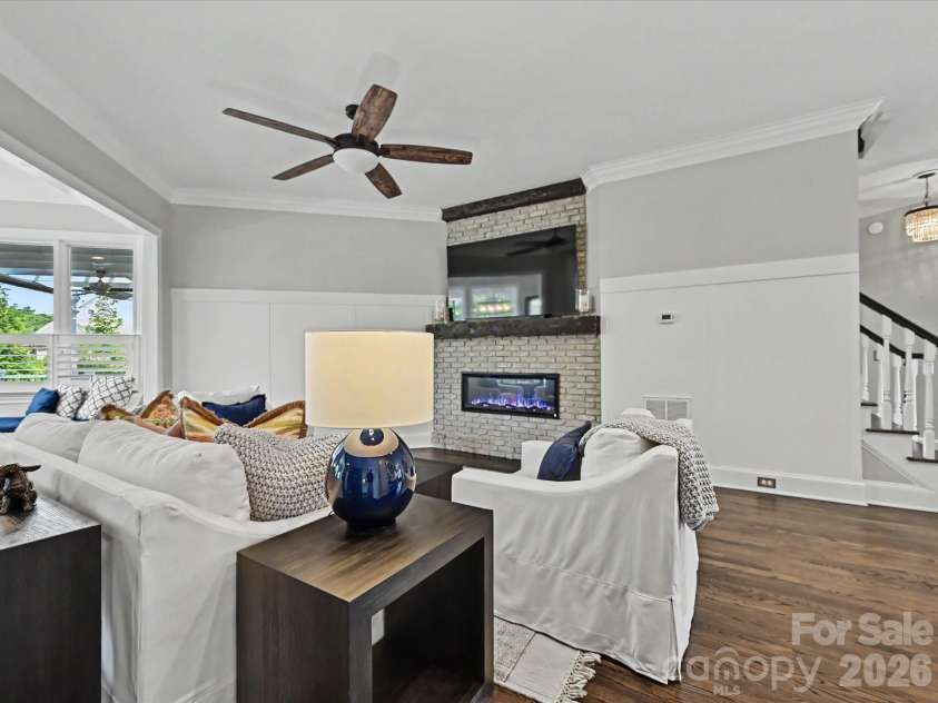 17626 Spinnakers Reach Drive, Cornelius, NC 28031.  MLS# CAR4384271, YatesRealty ID 29216. 