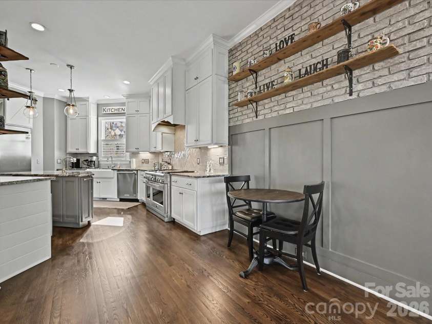 17626 Spinnakers Reach Drive, Cornelius, NC 28031.  MLS# CAR4384271, YatesRealty ID 29216. 
